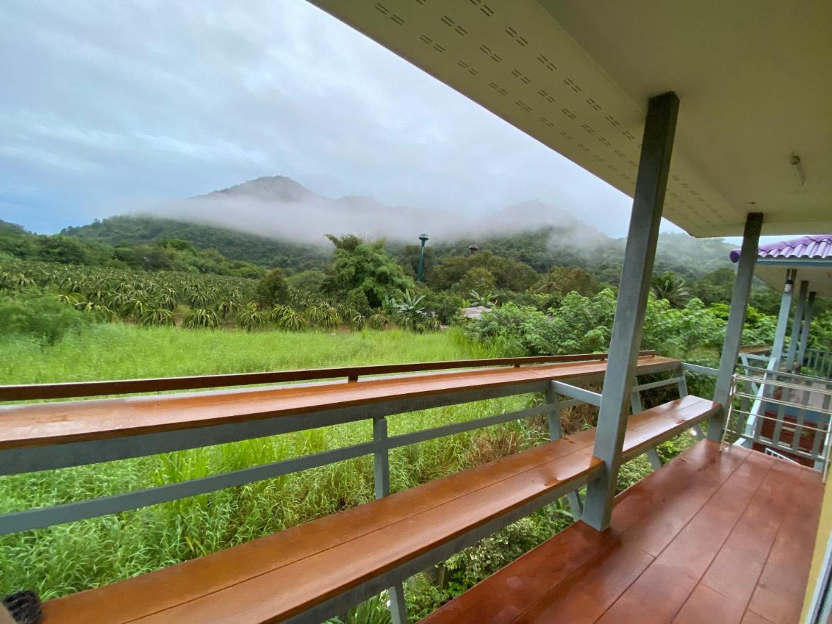 Baan I-A-Run Resort Pakchong Exterior photo